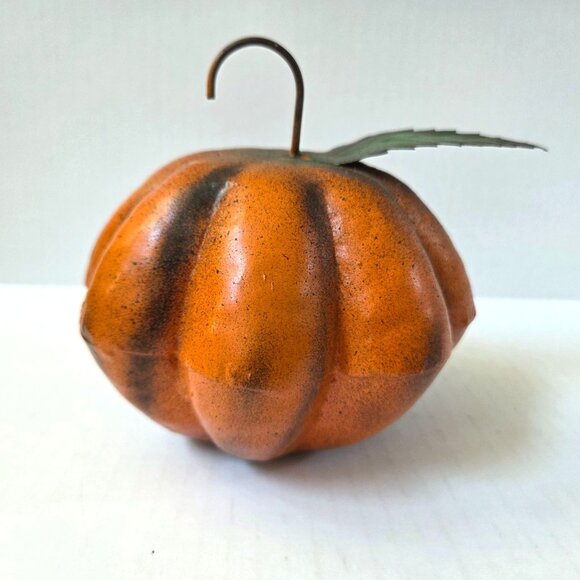Folk Art Hand Painted Metal Halloween Decor Pumpkin Jack O Lantern Nancy Capuano - Picture 8 of 10